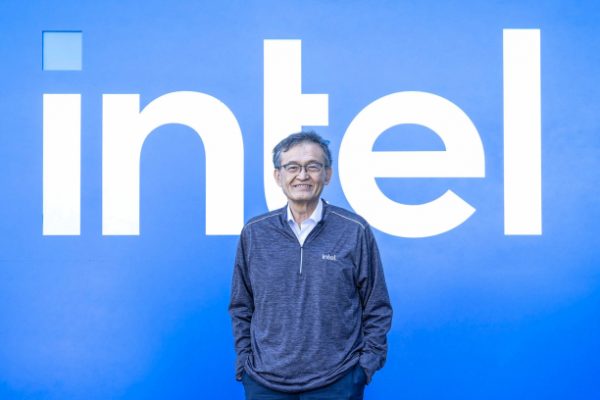 Intel: Kêu gọi tách bộ phận sản xuất thành công ty độc lập