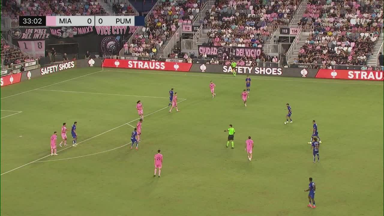 Inter Miami vào tứ kết Leagues Cup dù vắng Messi