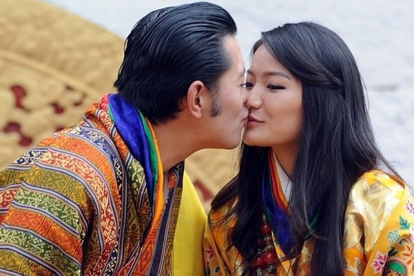 Hoàng hậu Bhutan: Biểu tượng thời trang dân gian đương đại