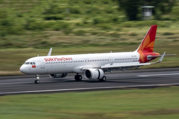 Sun Phu Quoc Airways: Chuyến bay đầu tiên đã đến!