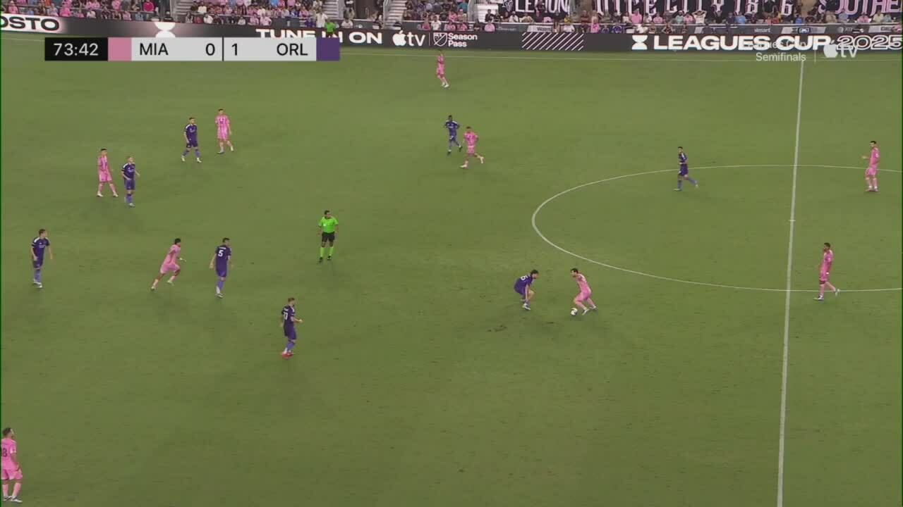 Messi đưa Inter Miami vào chung kết Leagues Cup
