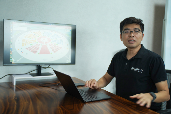 Ông Trần Minh Long, nhà phát triển bản đồ số trong nhà Digimap. Ảnh: Đào Hùng