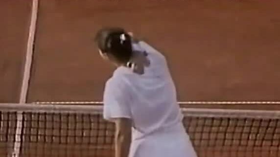 Monica Seles bị Parche đâm từ phía sau năm 1993