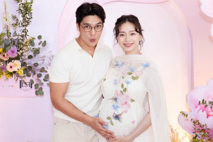 Vợ chồng Ngô Thanh Vân trong tiệc baby shower ở TP HCM cuối tháng 6. Ảnh: Nhân vật cung cấp