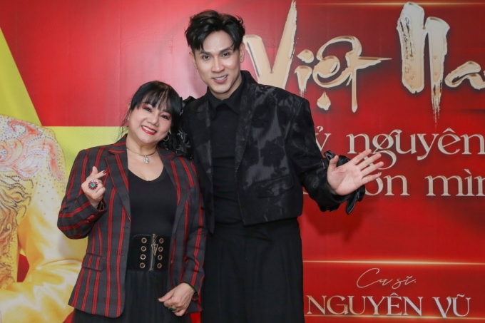 Đàn chị - ca sĩ Ngọc Ánh ủng hộ Nguyên Vũ trong chuỗi MV hát về nét đẹp của 34 tỉnh thành sau khi sáp nhập. Ảnh: Kevin Huỳnh