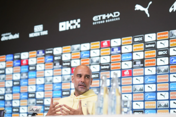 Guardiola: Man City chi tiêu bền vững nhất Premier League