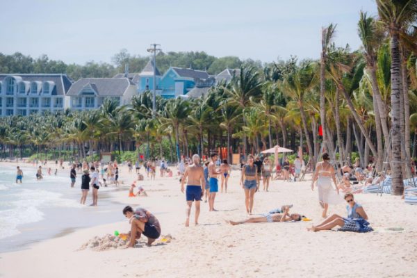 Việt Nam Vượt Thái Lan: Điểm đến du lịch biển hàng đầu