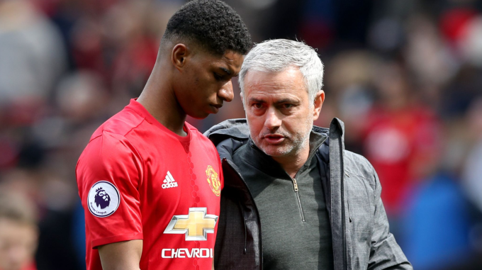 HLV Jose Mourinho và Rashford khi còn cùng phụng sự Man Utd. Ảnh: Sky Sports