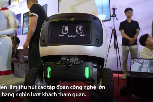 Make in Viet Nam: Triển lãm robot, chip, UAV hàng đầu