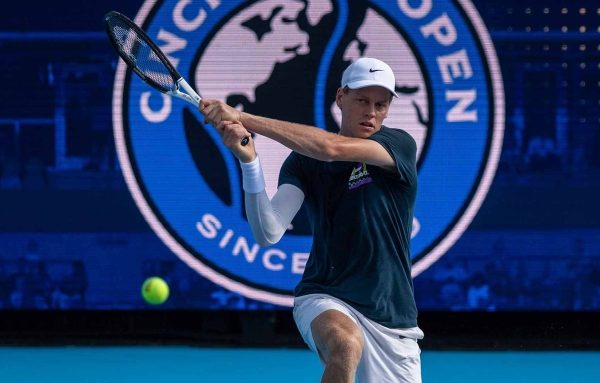 Sinner Bất Ngờ Vô Địch Wimbledon: Chinh Phục Ngôi Vương