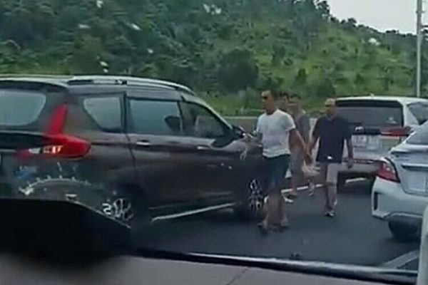 Kẹt xe cao tốc Dầu Giây – Vĩnh Hảo: Thông tin mới nhất