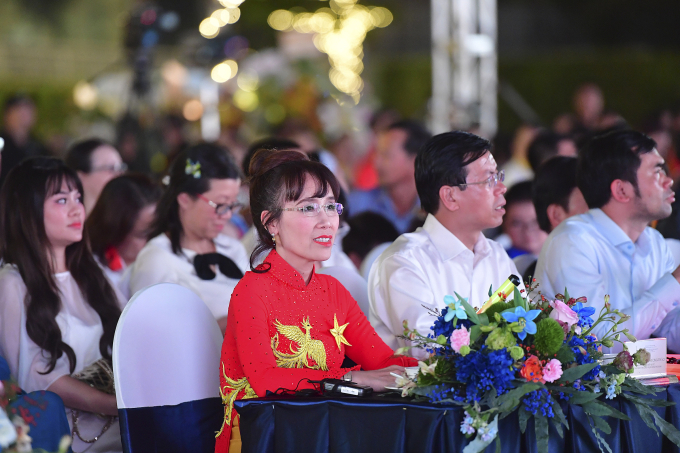 TS. Nguyễn Thị Phương Thảo tham dự đêm nhạc. Ảnh: Thanh Tùng