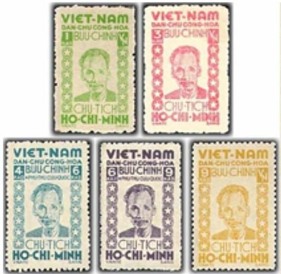 Bộ tem bưu chính đầu tiên. Ảnh tư liệu