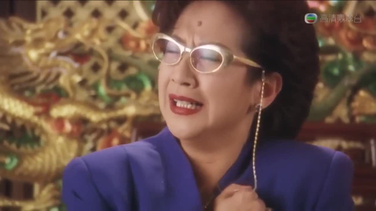 Tiết Gia Yến thần ăn