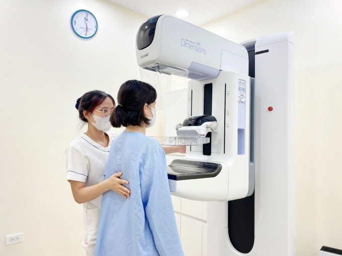 Chụp X-quang vú giúp phát hiện sớm các bất thường tuyến vú, trong đó có ung thư vú. Ảnh: Bệnh viện Đa khoa Tâm Anh