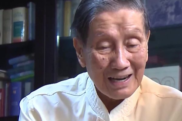 Nhạc sĩ Phạm Tuyên tặng bài hát ‘Như có Bác’ mừng đại thắng