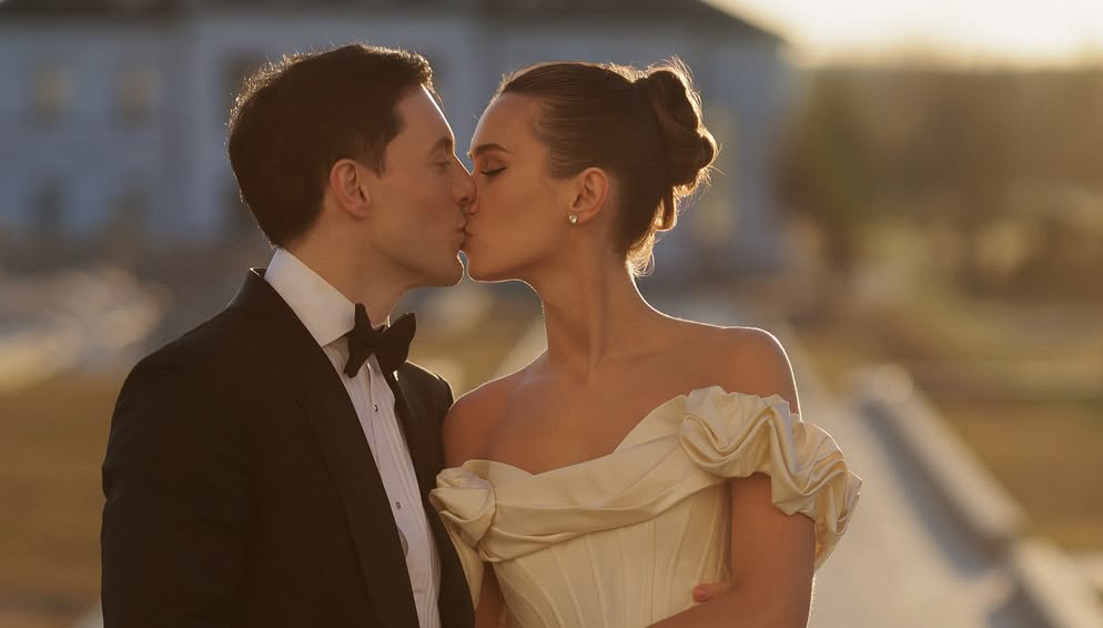Vợ chồng Kseniya Alexandrova ngày cưới