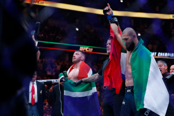 Khamzat Chimaev: Tân vương hạng trung mới của UFC