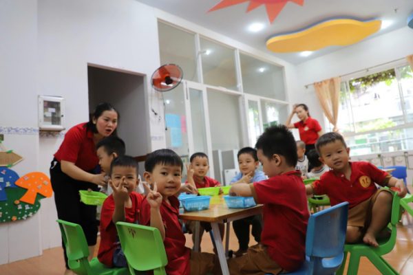 Hỗ trợ 240k/tháng cho trẻ mầm non là con công nhân