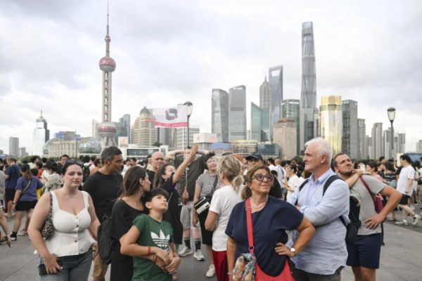 Miễn visa: Trung Quốc hút khách du lịch quốc tế như thế nào?