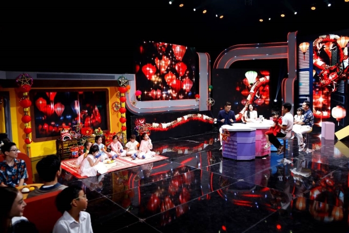 Cảnh đón Trung thu tại trường quay VTV trong chương trình Đẹp 84+. Ảnh: VTV