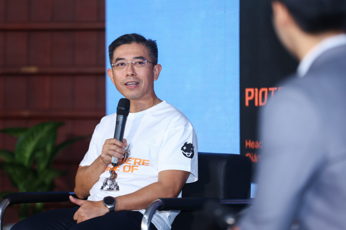 Chủ tịch FPT Telecom xem sự phát triển thần tốc của Esports Việt là yếu tố quan trọng giúp hiện thực hóa mục tiêu, tầm nhìn của đơn vị trong tương lai. Ảnh: Quỳnh Trần