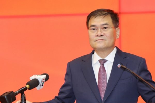 Ông Bùi Văn Khắng: Tân Chủ tịch UBND tỉnh Quảng Ninh