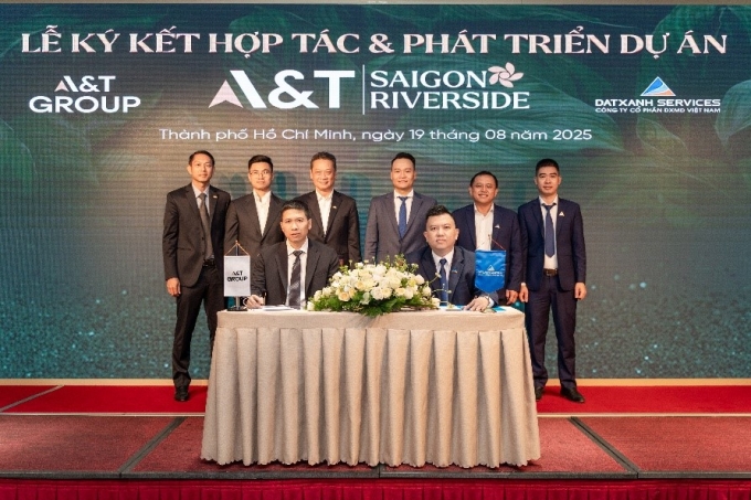 Hệ thống Dat Xanh Services ký kết hợp tác và phát triển dự án A&T Saigon Riverside. Ảnh: