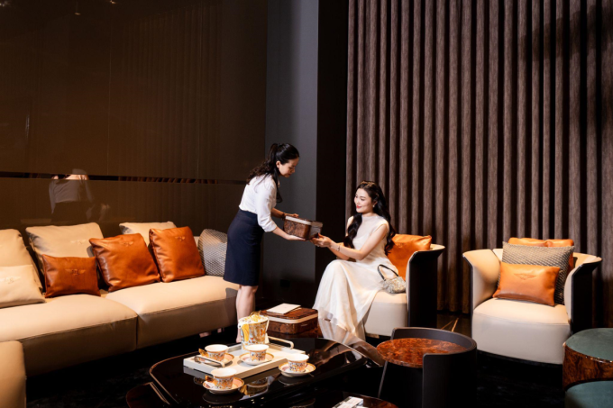 Đội ngũ tư vấn chuyên nghiệp, có kiến thức, kỹ năng. Ảnh: Hùng Túy