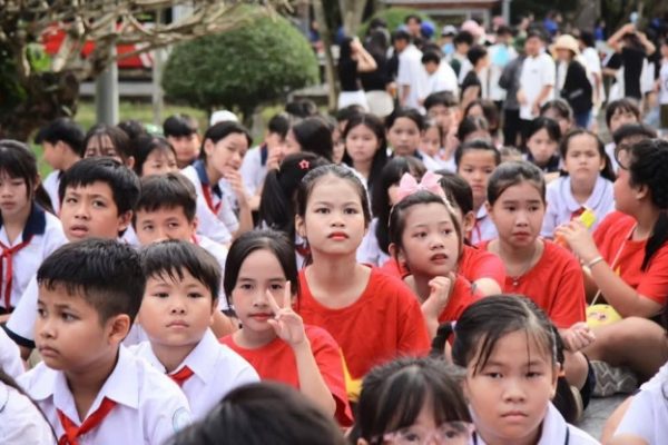 Trường học TP HCM: Kỷ lục 103 lớp, số lượng học sinh đông nhất
