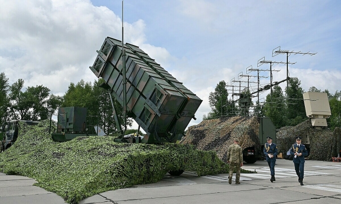 Bệ phóng Patriot tại một địa điểm không công bố ở Ukraine tháng 8/2024. Ảnh: AFP