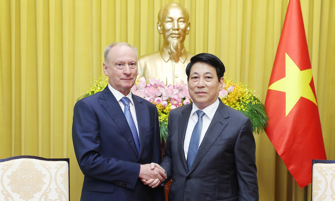 Chủ tịch nước Lương Cường và ông Nikolai Patrusev, trợ lý Tổng thống Nga kiêm Chủ tịch Hội đồng Biển Liên bang Nga tại Hà Nội ngày 16/9. Ảnh: TTXVN