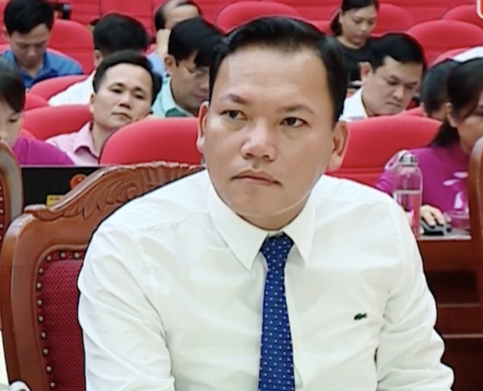 Tháng 11/2023, ông Trần Viết Cương 2023 được bầu làm Chủ tịch UBND TP Tuyên Quang với 100% phiếu bầu, 5 tháng sau, ông bị bắt. Ảnh: TTV