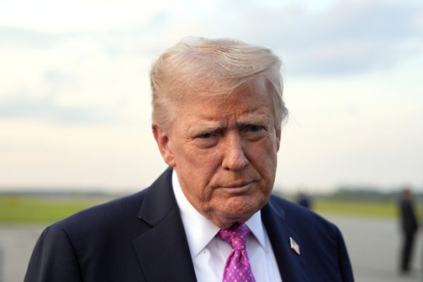 Ông Trump: Venezuela trả giá nếu từ chối người di cư – Tin tức mới