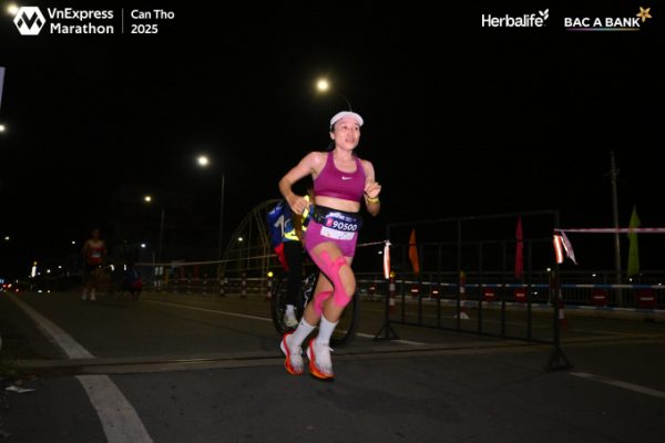 Lê Thị Hà: Ưu tiên an toàn hơn Sub3 khi chạy marathon