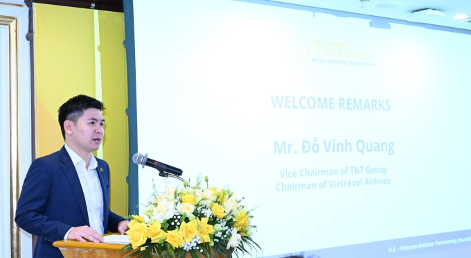 Ông Đỗ Vinh Quang, Phó chủ tịch HĐQT T&T Group, Chủ tịch HĐQT Vietravel Airlines phát biểu tại tọa đàm. Ảnh: T&T Group