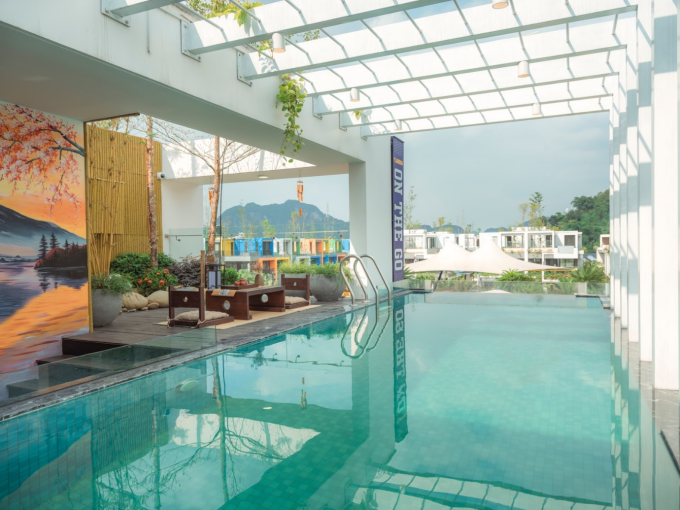 Bể bơi tại dự án. Ảnh: Flamingo Holdings