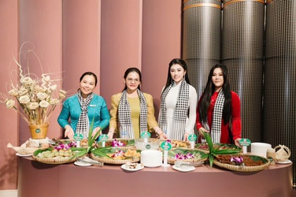 Emily Hồng Nhung quảng bá du lịch Vĩnh Long tại ITE HCMC 2025