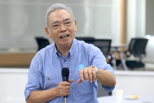 Điện khí hóa giao thông: Những thách thức và giải pháp