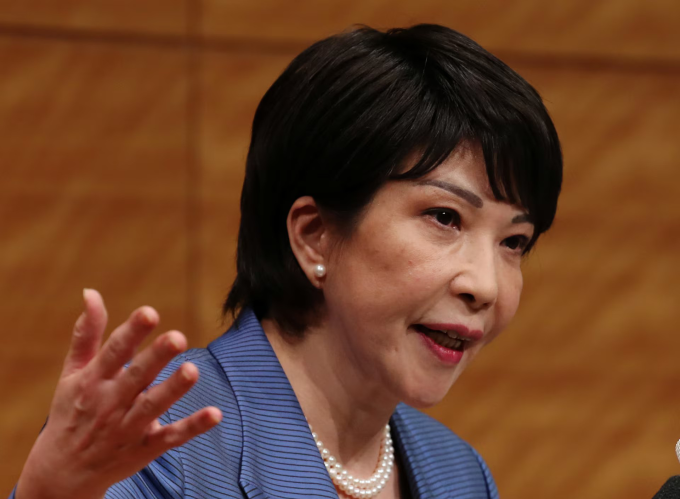 Bà Sanae Takaichi phát biểu tại cuộc họp báo ở Tokyo hồi năm 2021. Ảnh: Reuters