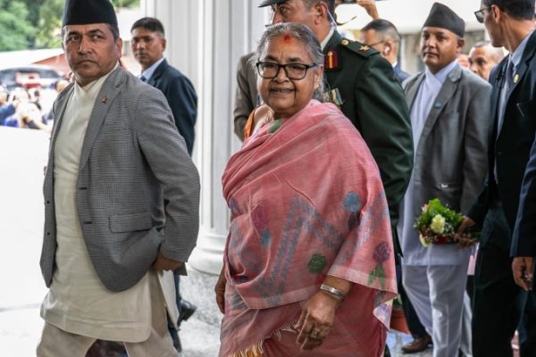 Nepal: Quyền Thủ tướng cam kết giới hạn quyền lực trong 6 tháng