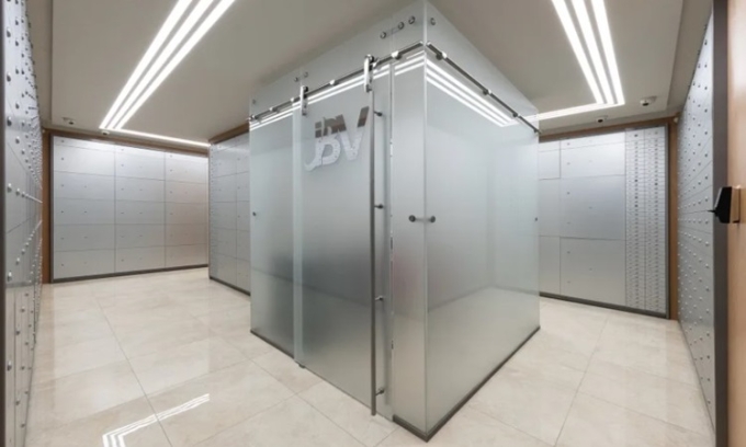 Két an toàn ở IBV London hầu như đã kín chỗ. Ảnh: IBV London