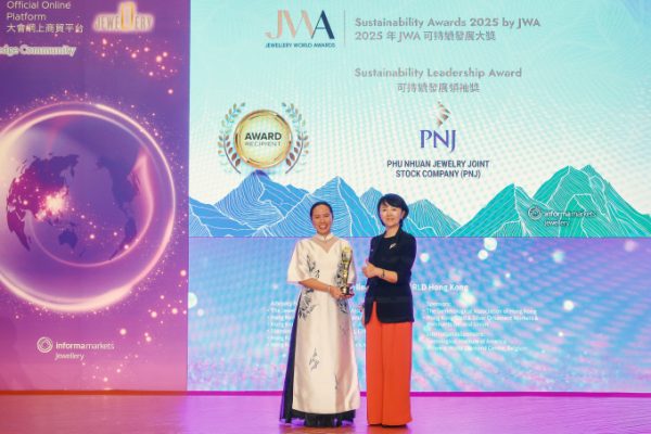 PNJ được JWA vinh danh vì phát triển bền vững: Tin tức PNJ