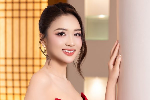 Á hậu Miss Grand Vietnam: Vẻ đẹp Cà Mau tỏa sáng