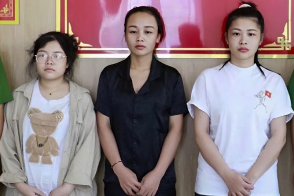 Tam Giác Vàng: Ba Cô Gái Lôi Kéo 13 Người Vào Tội Phạm