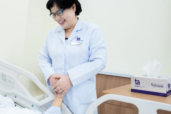 HIV/AIDS: Bệnh nhân suy thận giai đoạn cuối thoát lọc máu