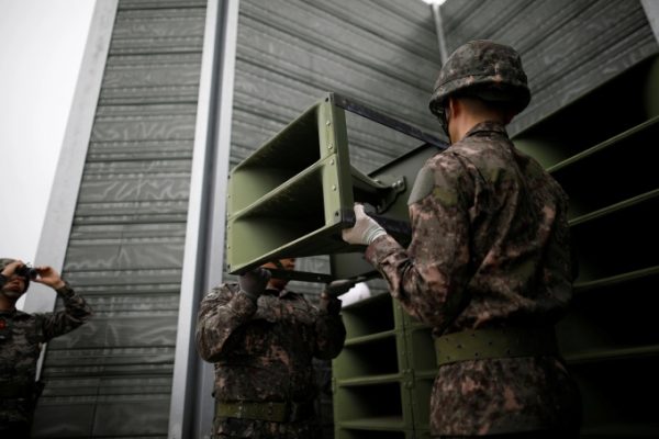 Hàn Quốc ngừng phát sóng radio tuyên truyền tới Triều Tiên: Tin mới