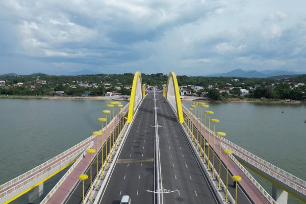 Cầu Nguyễn Hoàng: Vẻ đẹp sau khi hoàn thiện