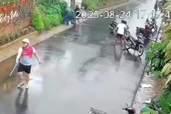 Bạo hành gia đình: Chồng giúp người đánh vợ – Phẫn nộ dư luận