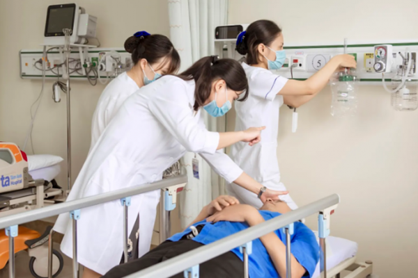 Đột quỵ: Cách xử lý và sơ cứu kịp thời